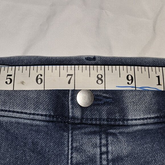 Time and Tru Denim Legging, size M (8-10) - Picture 4 of 11
